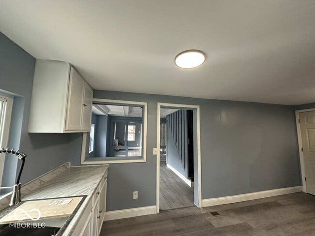 Building Photo - 2729 Columbia Ave