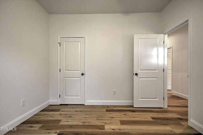 Building Photo - 703 Swadley Rd