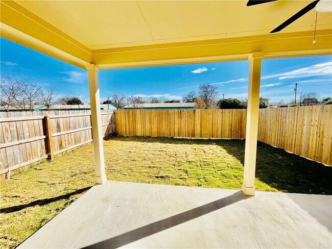 Building Photo - 1505 Lucille St