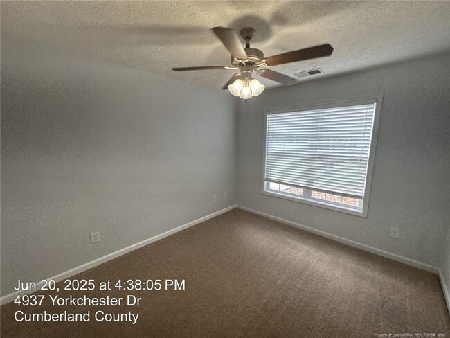 Building Photo - 4937 Yorkchester Dr