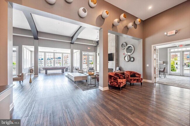 Building Photo - 5050 MacDonough Pl
