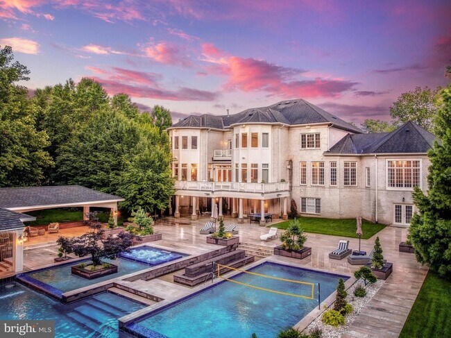 Building Photo - 860 Nicholas Run Dr