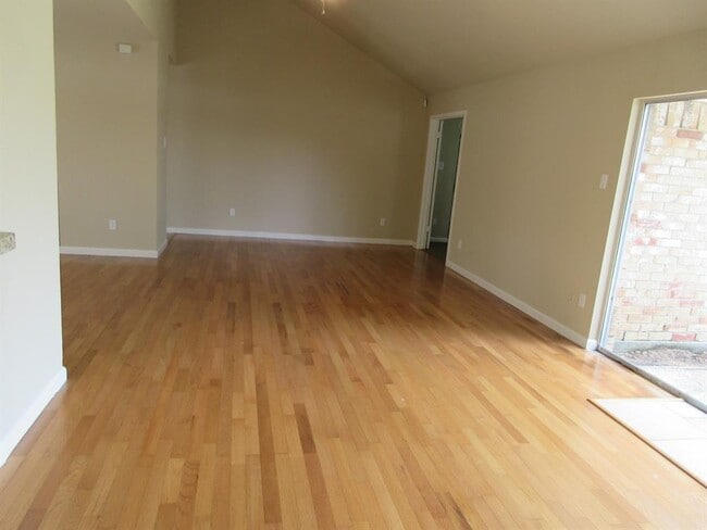 Building Photo - 16702 Kieth Harrow Blvd