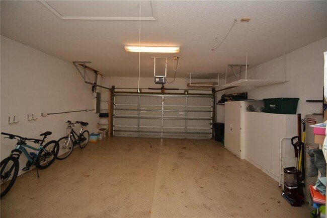 Building Photo - 706 Cobblestone Dr