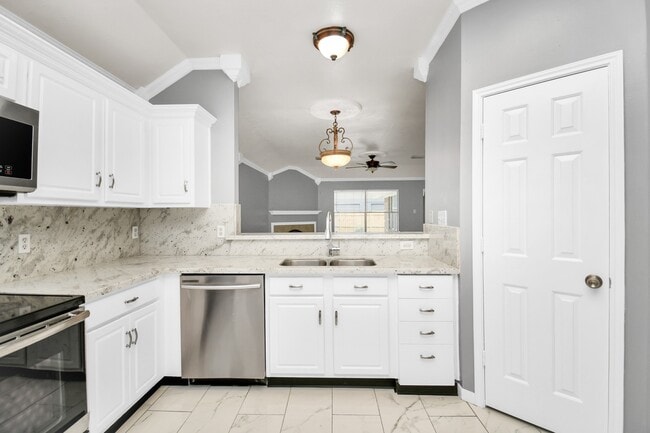 Building Photo - 7102 Verde Meadow Ct