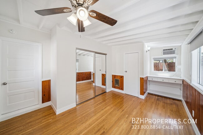 Building Photo - 503 Burchett St