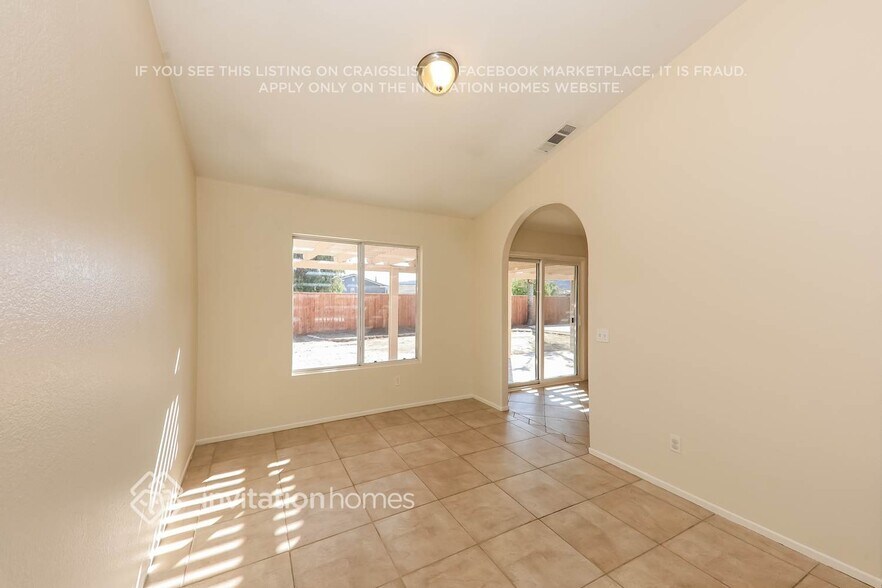 Building Photo - 23195 Twinflower Ave