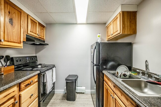 Building Photo - Riverview - Maine