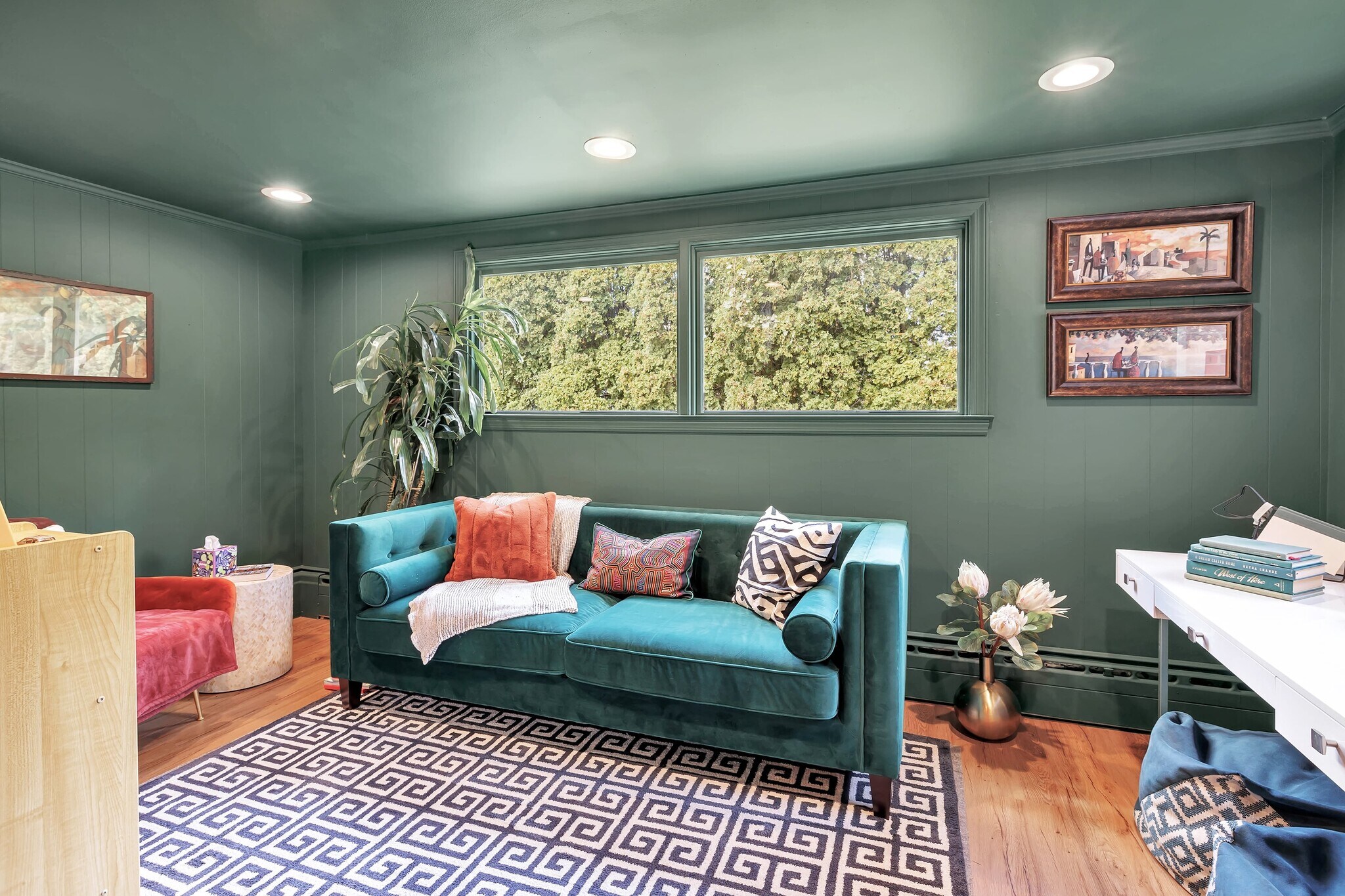 Building Photo - 26 Pearsall Pl