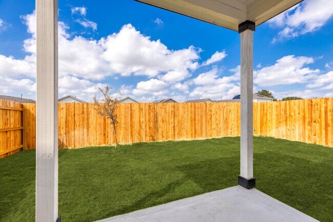 Building Photo - Brand New 3/2.5 Minutes to Randolph AFB