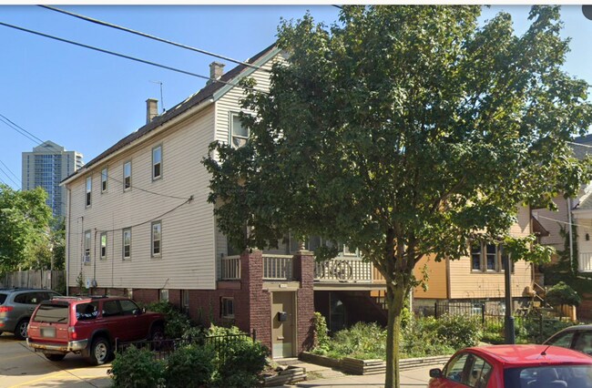 Building Photo - 1650 N Arlington Pl