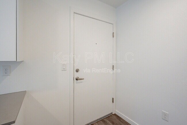 Building Photo - 1130 N 2nd St