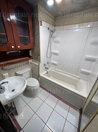 Building Photo - $995 - 3 bed 2 bath - Beautiful Home in De...