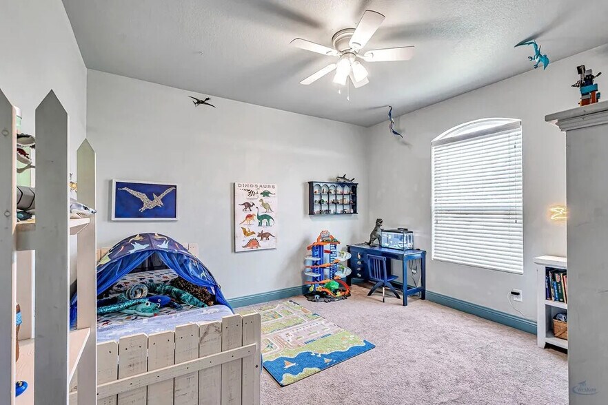 Building Photo - 6008 Ridge View St