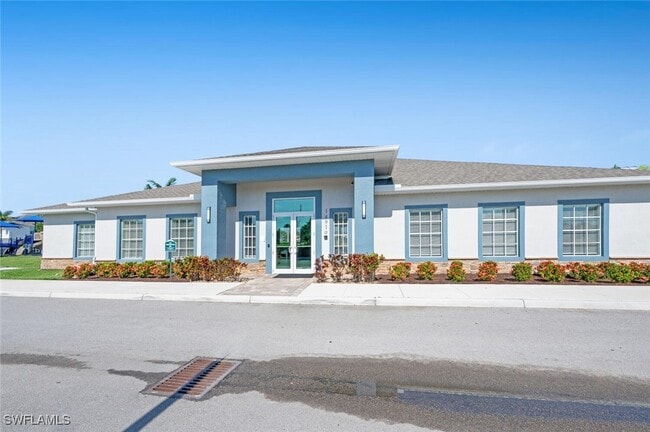 Building Photo - 15201 Wildflower Cir