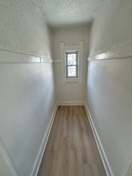 Building Photo - 507 N 20th St