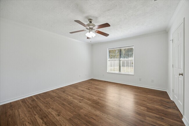 Building Photo - 22831 Merrymount Dr