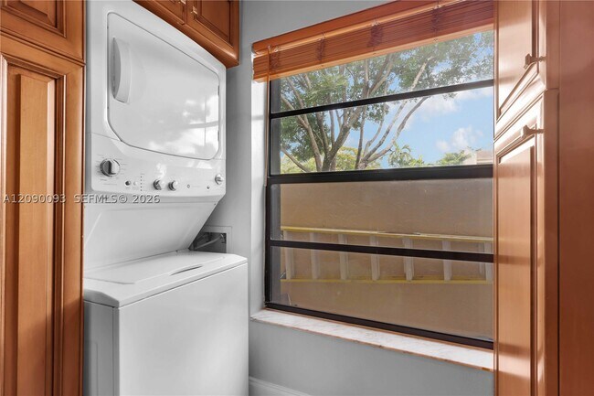 Building Photo - 1440 NW 97th Terrace