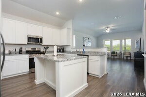 Building Photo - 179 Kayla Ave