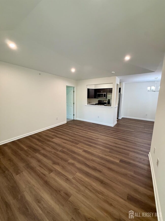 Building Photo - 1238 Waterford Dr