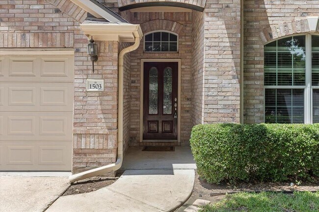 Building Photo - 1503 E Park St