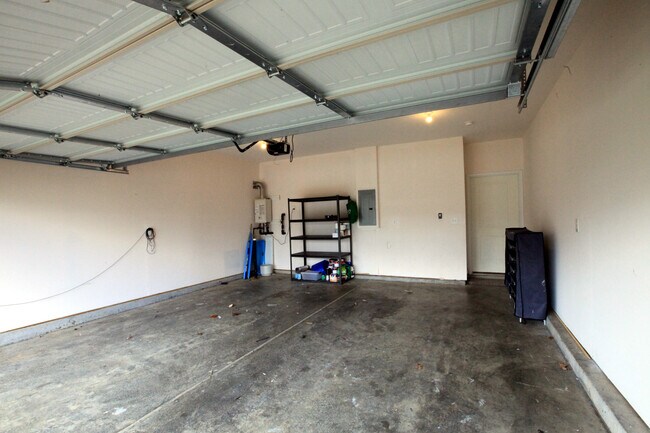 Building Photo - 1640 Brockton Ln