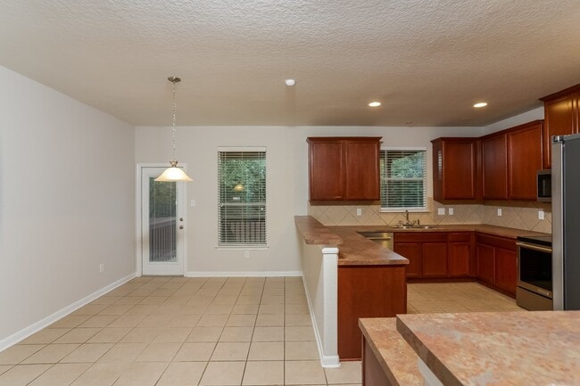 Building Photo - 4807 Barboli St