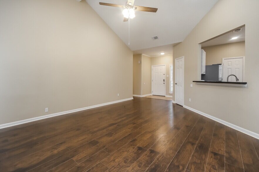 Building Photo - 3131 Ciderwood Dr