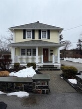 Building Photo - 1230 Hopewell Ave