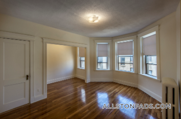 Building Photo - 1152 Commonwealth Ave