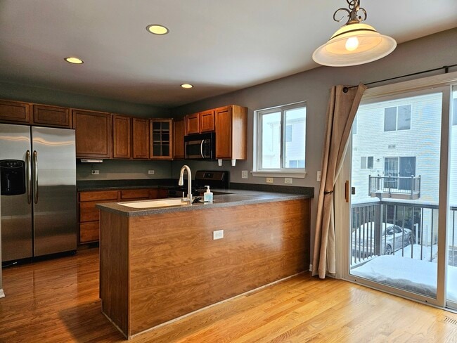 Building Photo - 24403 John Adams Dr