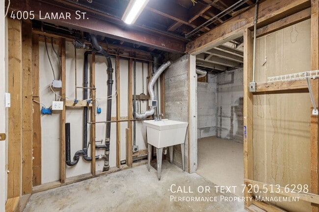 Building Photo - 4005 N Lamar St