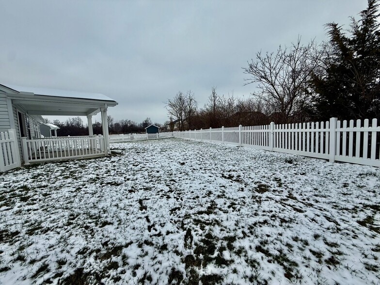 Building Photo - 1097 Arbor Dr