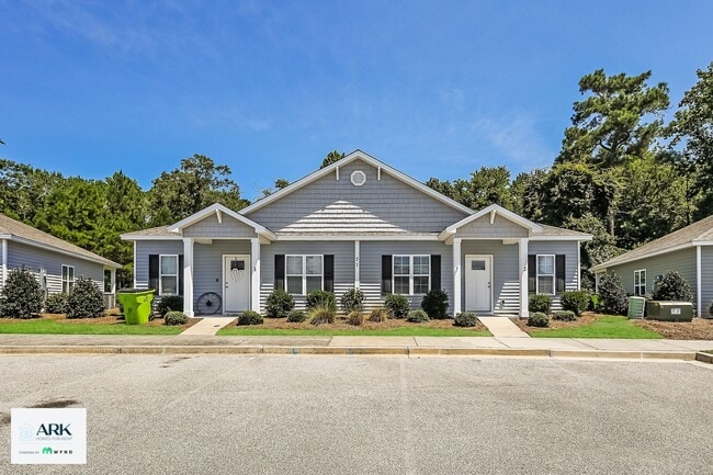 Building Photo - 73 Highland Forest Cir