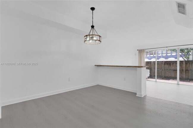 Building Photo - 10900 SW 104th St