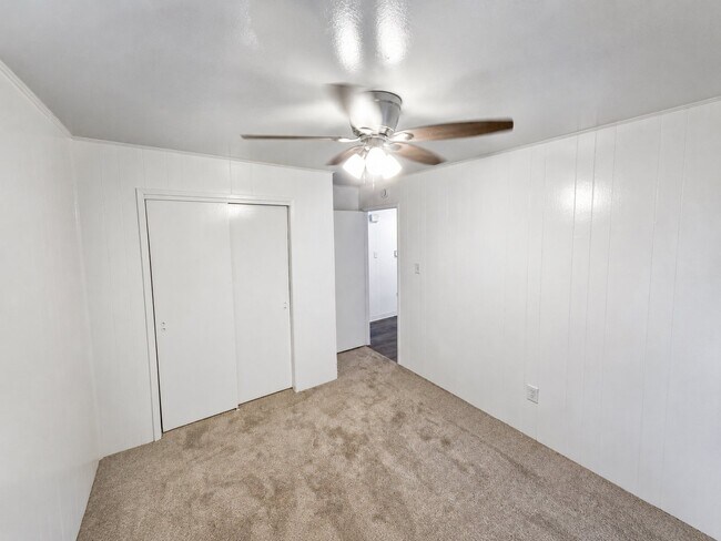 Building Photo - 1330 Zephyr St
