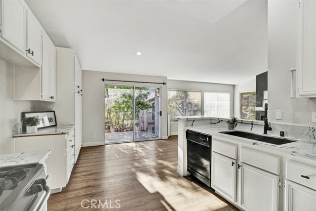 Building Photo - 45 Chaumont Cir