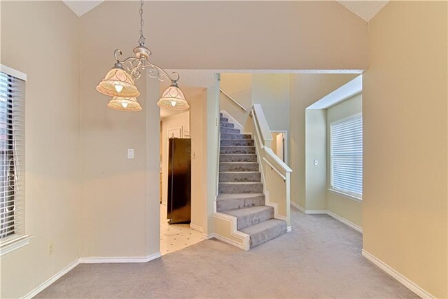 Building Photo - 6708 Windrift Way