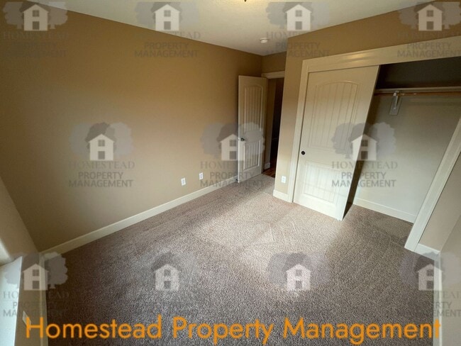 Building Photo - Celebrate the new year with 1/2 off one months rent!