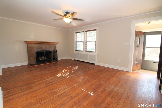 Building Photo - 53 Lilac Ave