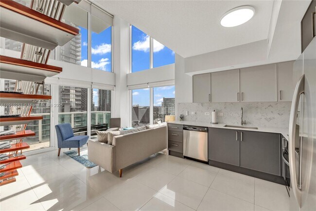 Building Photo - 41 SE 5th St