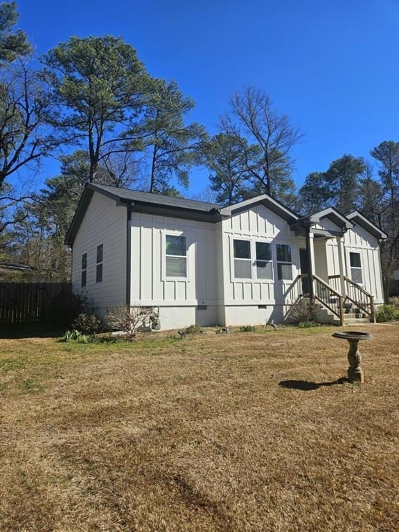 Building Photo - 1718 Line St