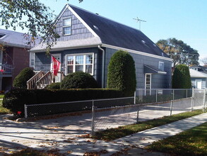 Building Photo - 2536 N Haymond St