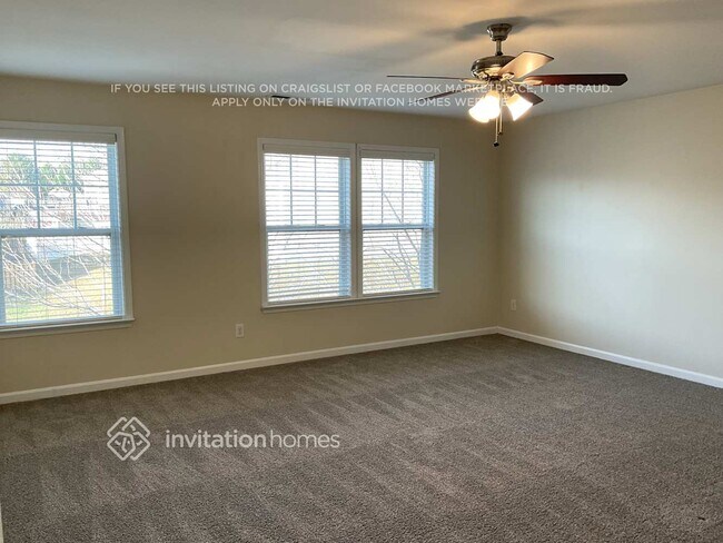 Building Photo - 2504 Blue Moss Dr