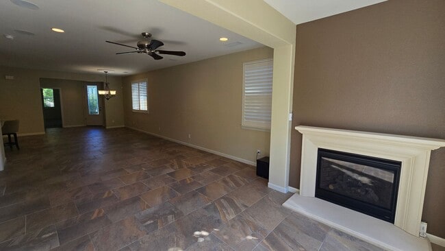 Building Photo - Single Story Del Webb Home!