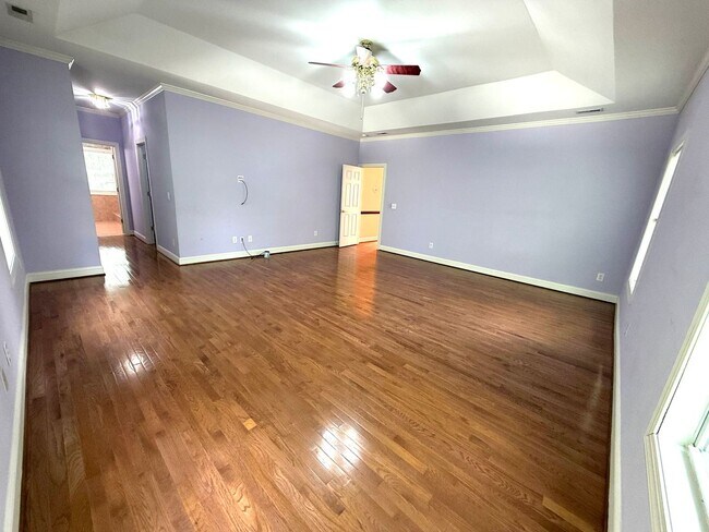 Building Photo - Beautiful Single-Family Home with Finished Basement & Fenced Backyard