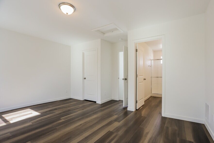 Building Photo - 4748 N Tower Ct