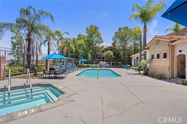 Building Photo - 2275 Del Mar Way
