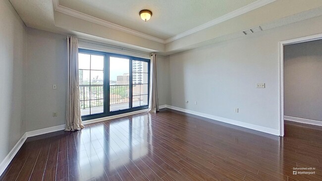 Building Photo - 2/2 Condo with breathtaking views!