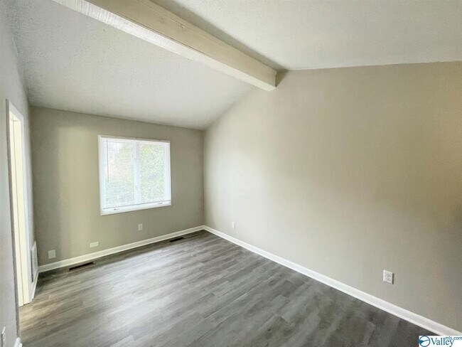 Building Photo - 1103 Old Monrovia Rd